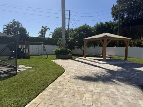 Boynton Beach, FL 33437,6999 Dearborn PL