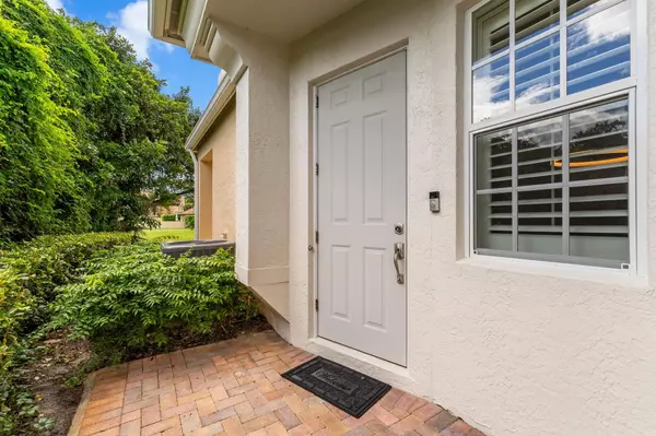 Palm Beach Gardens, FL 33418,516 Commons DR