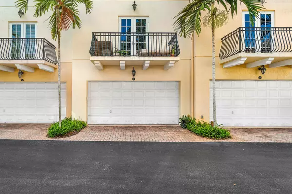 Lake Worth Beach, FL 33460,2502 N Dixie HWY 16