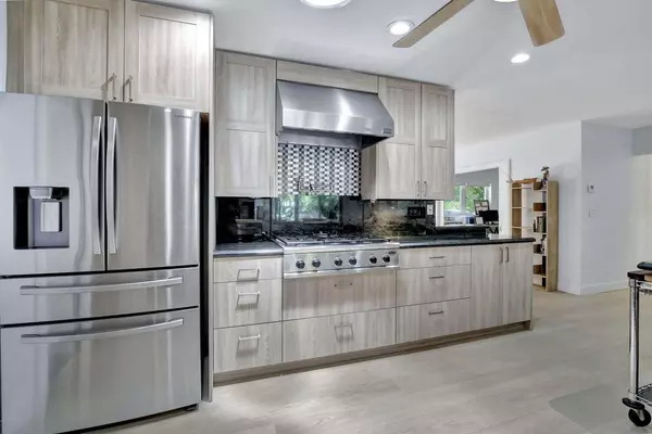 Fort Lauderdale, FL 33315,1550 SW 30th PL