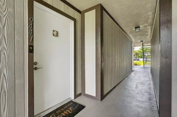 Tamarac, FL 33321,9441 W Mcnab RD 111