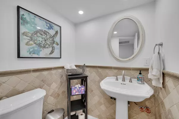 Boca Raton, FL 33431,2871 N Ocean BLVD M338