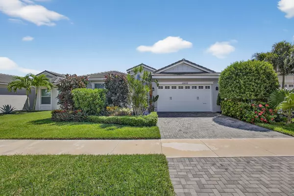 15976 Whippoorwill CIR, The Acreage, FL 33470