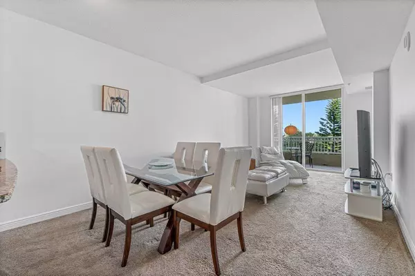 Boynton Beach, FL 33435,400 N Federal HWY 413n