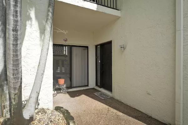 Boca Raton, FL 33433,7860 Seville PL 2203