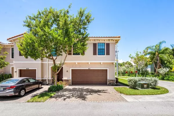 Riviera Beach, FL 33410,4111 Plum Tree LN