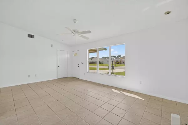 Port Saint Lucie, FL 34952,2273 SE Melaleuca BLVD