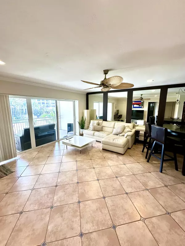 Boca Raton, FL 33432,2501 S Ocean BLVD 3040