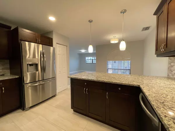 Boca Raton, FL 33433,6691 Montego Bay BLVD H