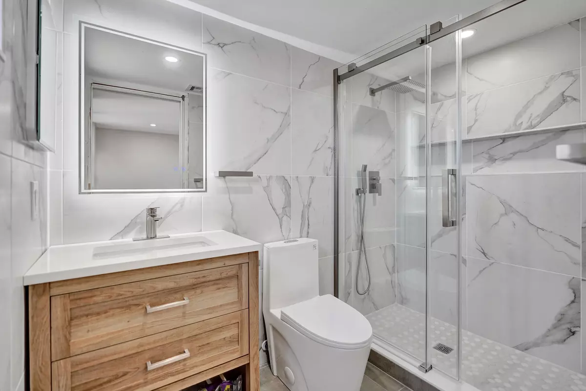 Delray Beach, FL 33484,5340 Las Verdes CIR 324