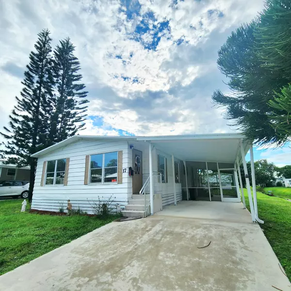 17 Maya WAY, Port Saint Lucie, FL 34952