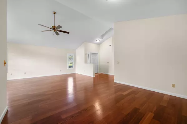 Hobe Sound, FL 33455,7210 SE Quincy TER