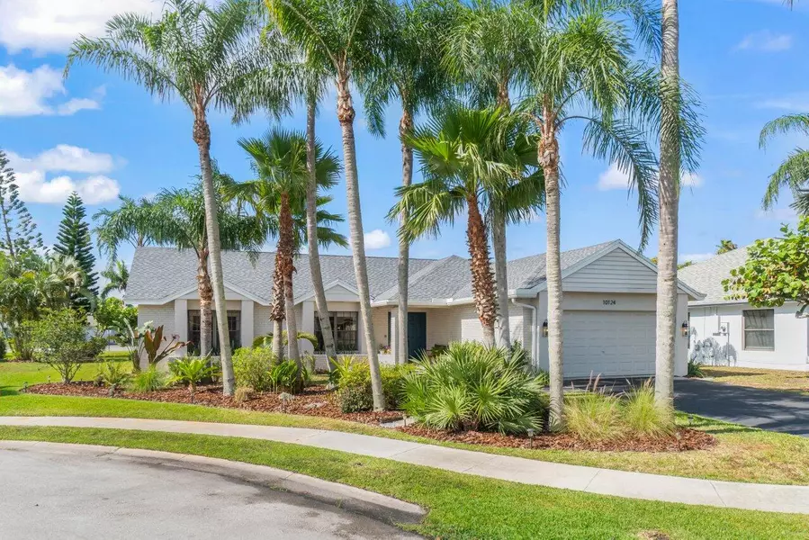 10124 S 182nd CT, Boca Raton, FL 33498