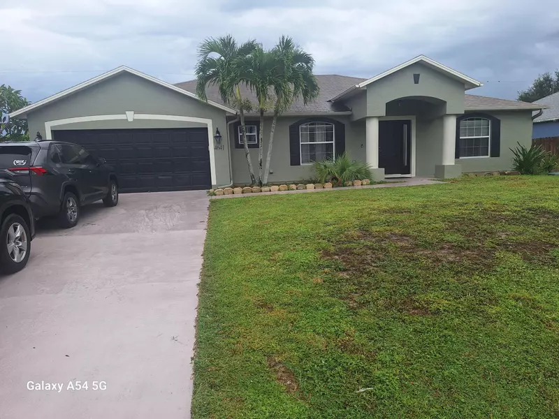 4641 SW Alpha ST, Port Saint Lucie, FL 34953