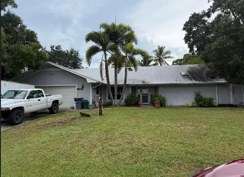 2906 SW Feroe AVE, Palm City, FL 34990