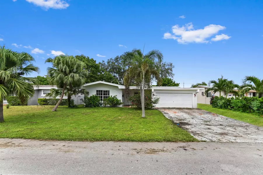 6745 Camelia DR, Miramar, FL 33023