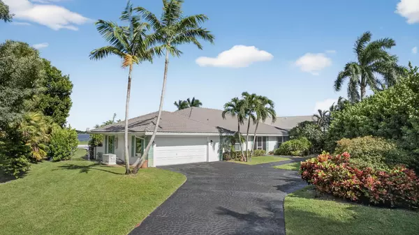 West Palm Beach, FL 33401,8 Woodbrook CIR