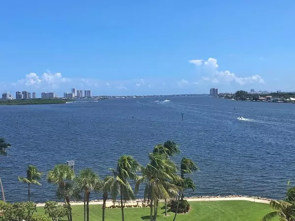 115 Lakeshore DR 746, North Palm Beach, FL 33408