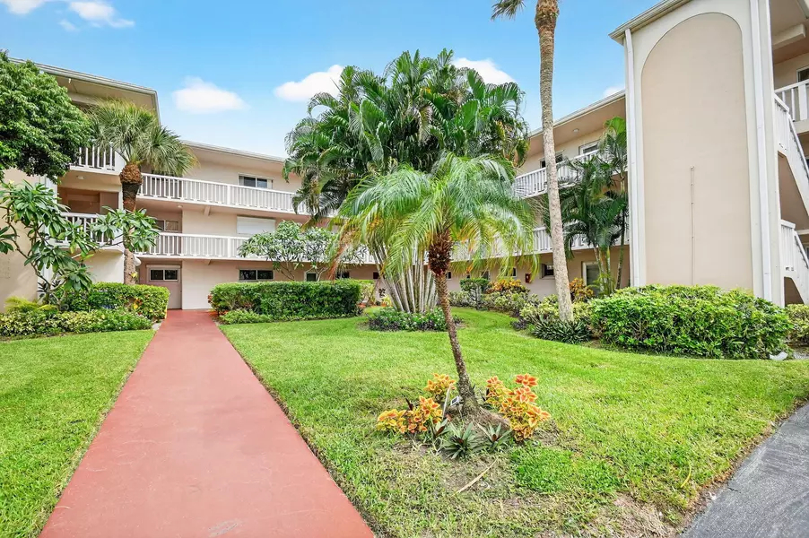 2856 S Garden DR 310, Lake Worth, FL 33461