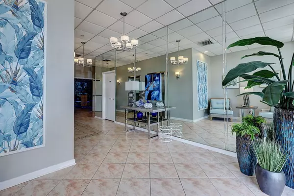 Hutchinson Island, FL 34949,5059 N Highway A1a 406