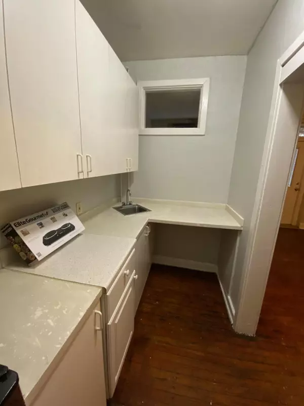 West Palm Beach, FL 33401,523 24th ST 3