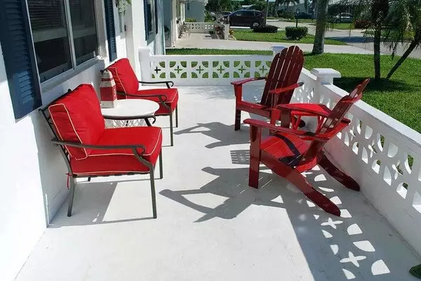 Boynton Beach, FL 33426,911 SW 6th AVE