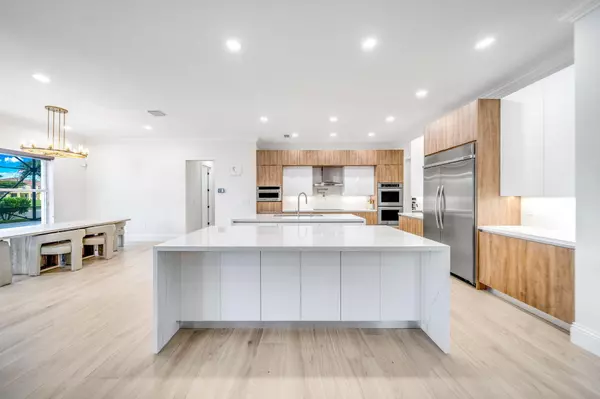 Wellington, FL 33414,2807 Pillsbury WAY