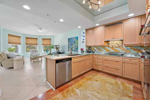 Jupiter, FL 33477,400 S Us Highway 1 104