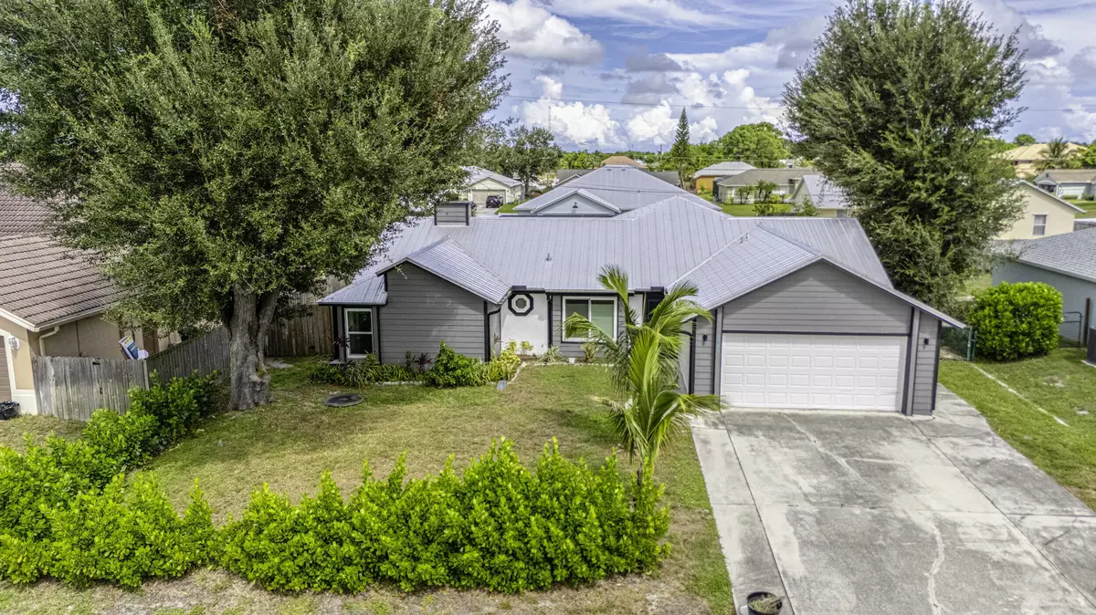 Port Saint Lucie, FL 34953,3989 SW Jarmer RD
