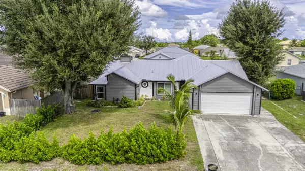 3989 SW Jarmer RD, Port Saint Lucie, FL 34953