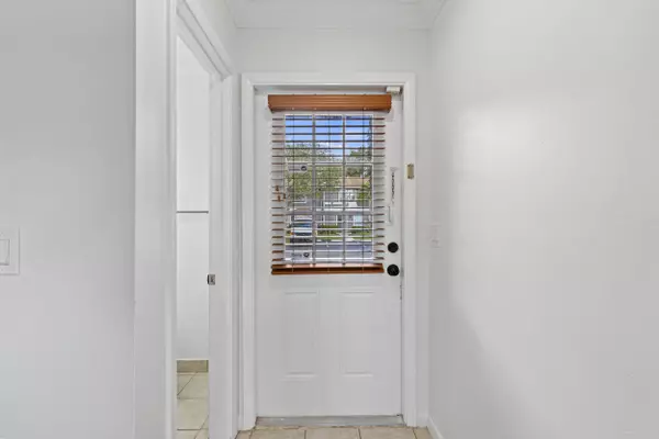 West Palm Beach, FL 33415