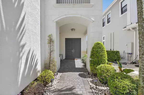 Delray Beach, FL 33446,16726 Picardy WAY