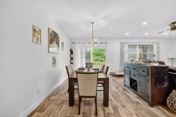 Port Saint Lucie, FL 34987,1902 SW Glendale ST