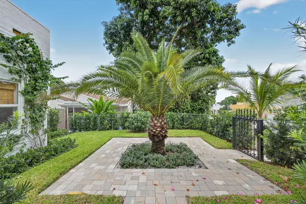 West Palm Beach, FL 33407,825 34th ST