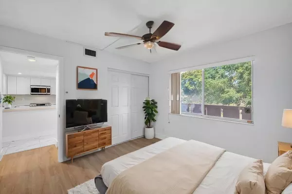 Delray Beach, FL 33446,14375 Strathmore LN 303