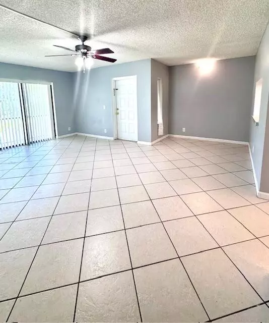 West Palm Beach, FL 33417,3664 Alder DR G1