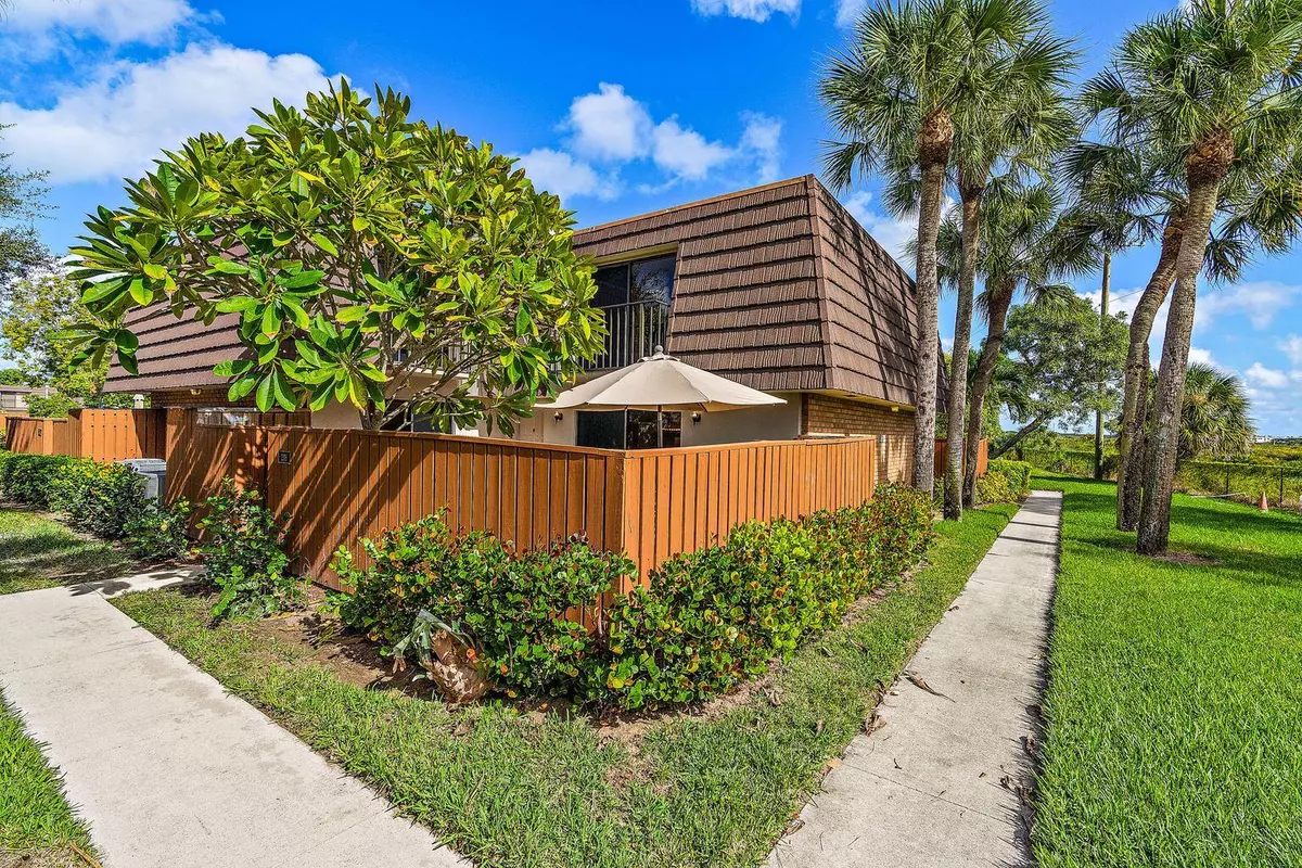 Jupiter, FL 33477,2316 23rd CT