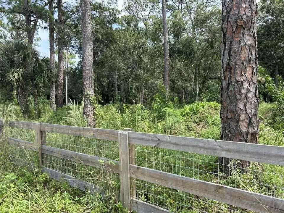 Loxahatchee Groves, FL 33470,14439 Collecting Canal RD