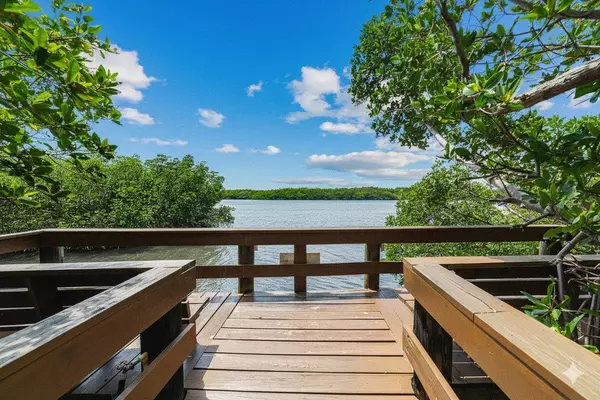 5047 N N Highway A1a WAY 705, Fort Pierce, FL 34950