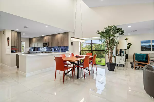 Boynton Beach, FL 33436,2 Eastgate DR B