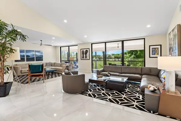 Boynton Beach, FL 33436,2 Eastgate DR B