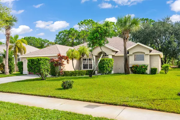 Port Saint Lucie, FL 34953,184 SW Fernleaf TRL