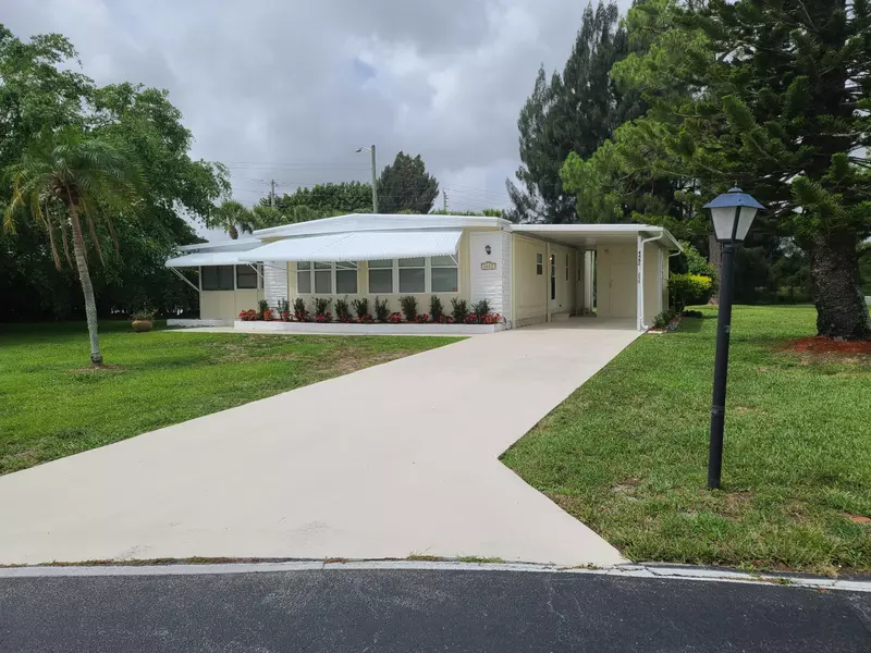 4482 King Theodore DR, Boynton Beach, FL 33436