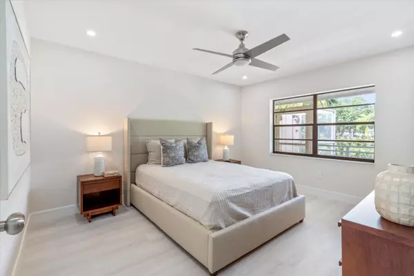 Boynton Beach, FL 33436,38 Southport LN F