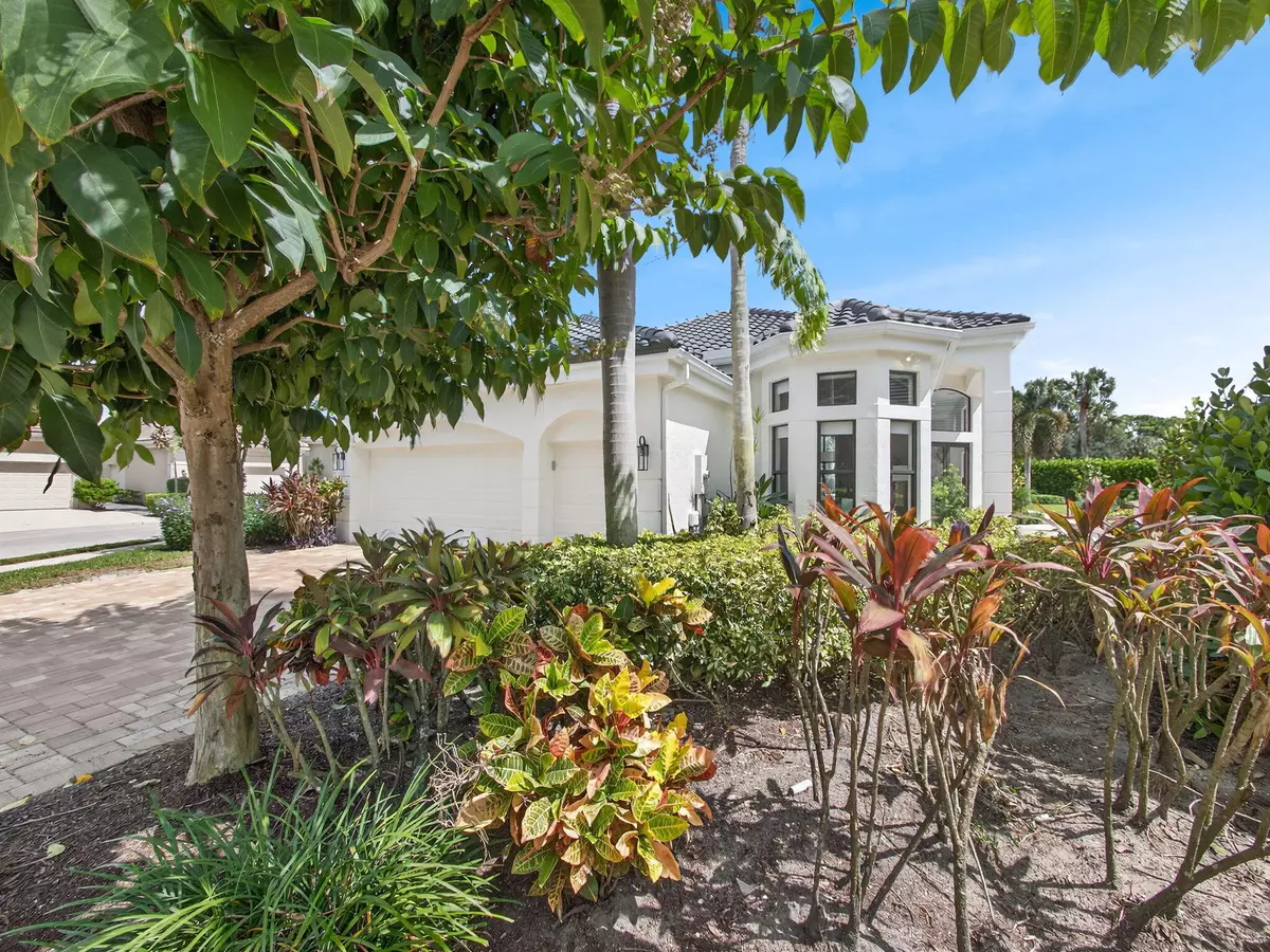 Palm Beach Gardens, FL 33418,154 Windward DR