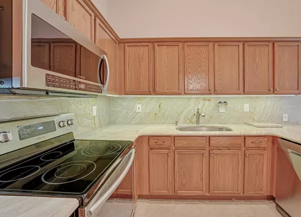 Boynton Beach, FL 33472,8491 Logia CIR