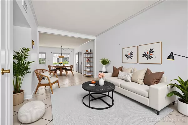 Lighthouse Point, FL 33064,2121 NE 42nd CT 102c