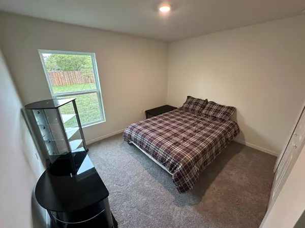 Port Saint Lucie, FL 34983,442 SW Carmelite ST