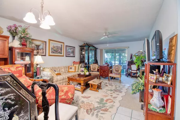 Stuart, FL 34994,1911 SW Palm City RD J