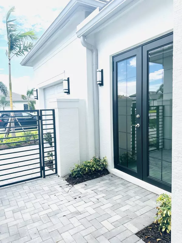 Port Saint Lucie, FL 34987,12465 SW Crystal Cove DR